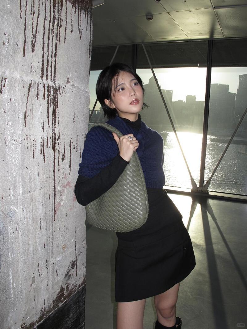 Bottega Veneta Veneta Pickle 856737