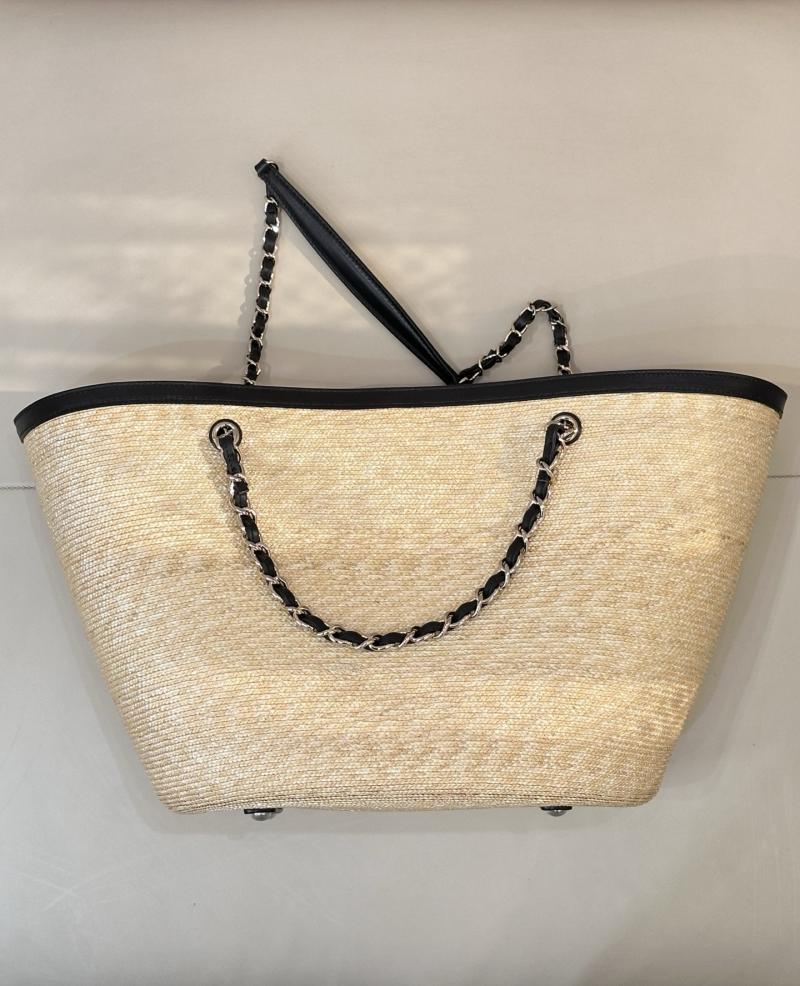 Chanel Braided Straw Large Tote Black AS5952