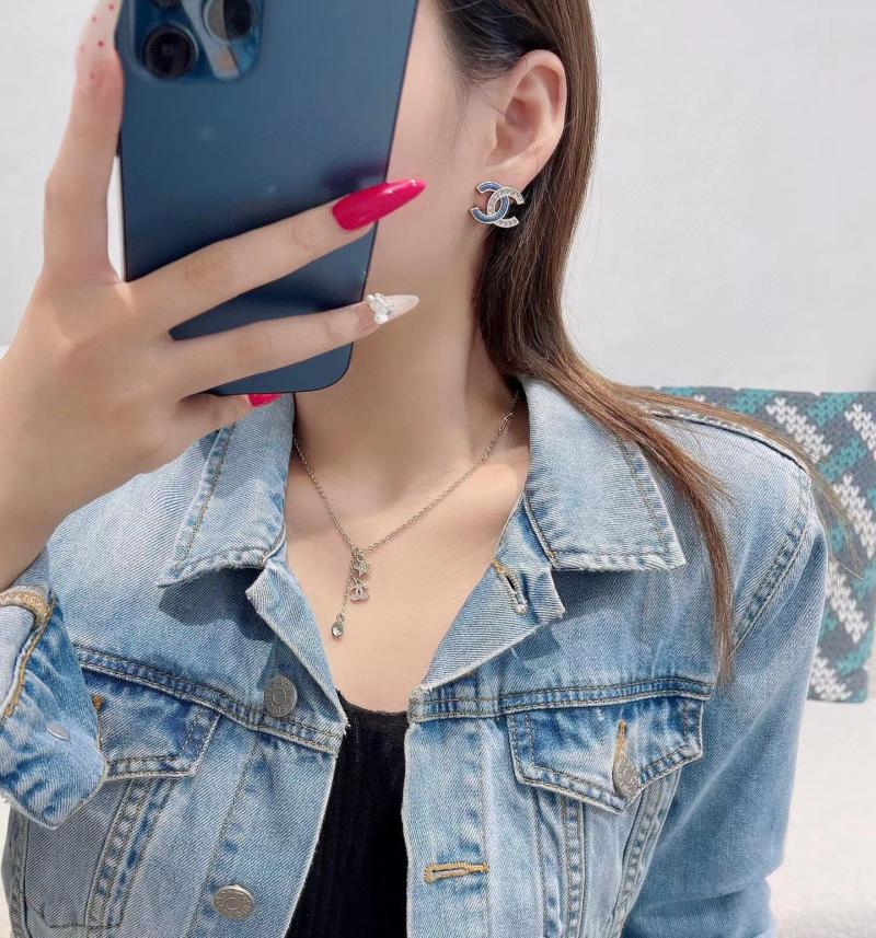 Chanel Earrings YCB122919