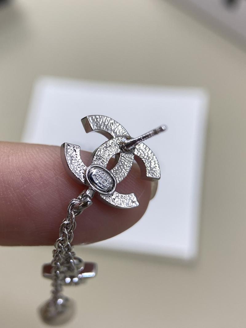 Chanel Earrings YCB122932