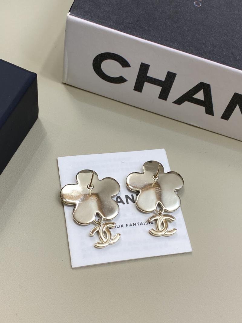 Chanel Earrings YCB122937