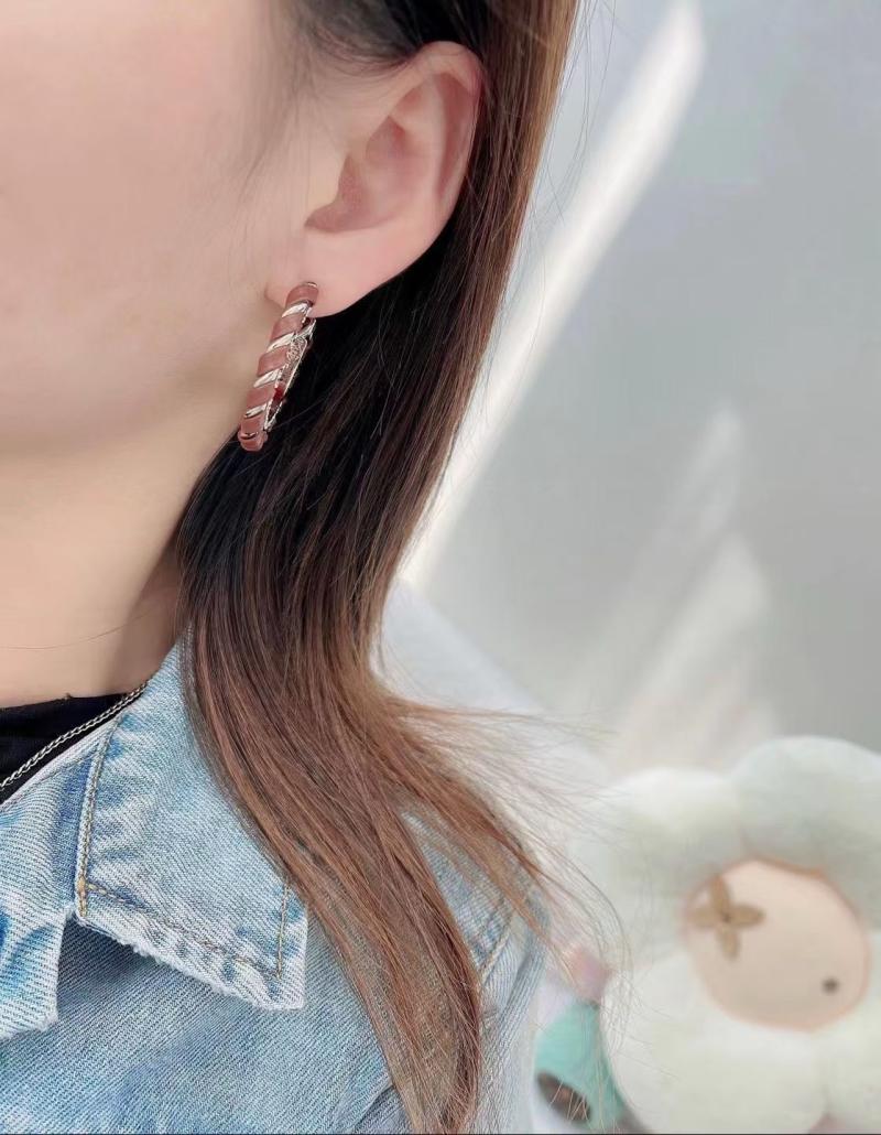 Chanel Earrings YCR11205