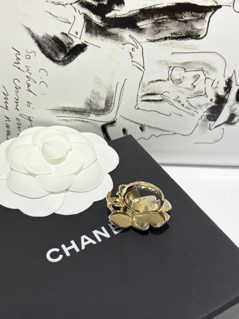 Chanel Ring YCB122941