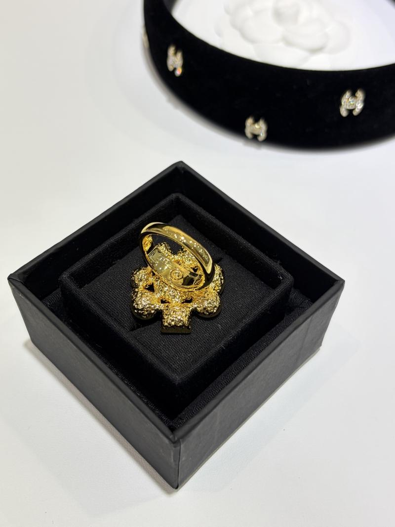 Chanel Ring YCE11119