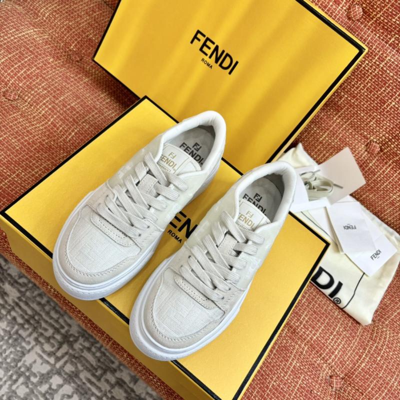 Fendi Unisex Sneakers LFS122807