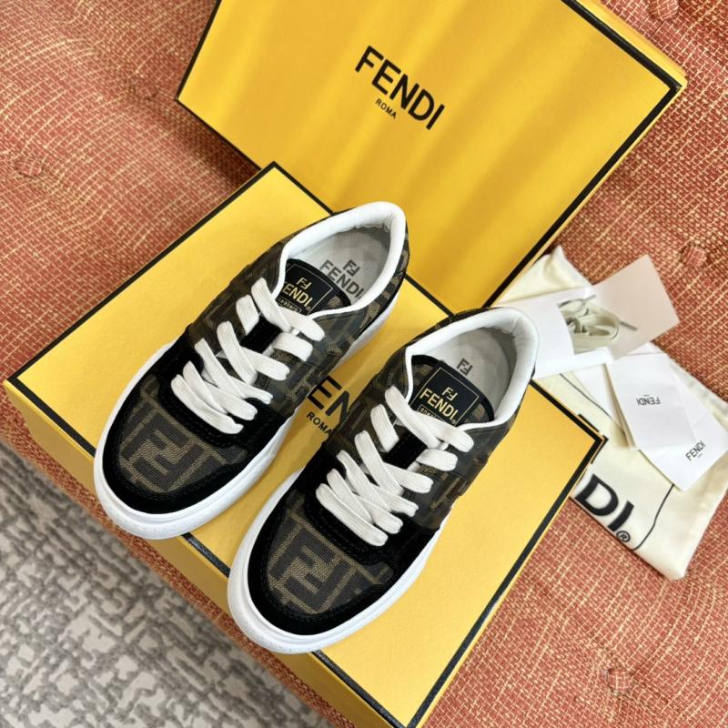 Fendi Unisex Sneakers LFS122809