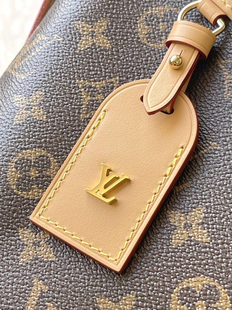 Louis Vuitton CarryAll East West M28101