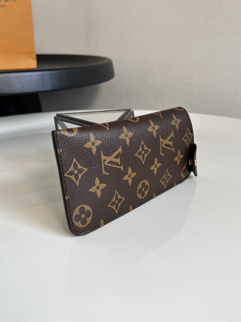 Louis Vuitton Sunglasses Case M00284