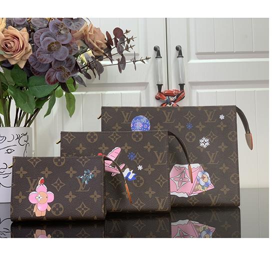 Louis Vuitton Trio Toilet Pouch M15357