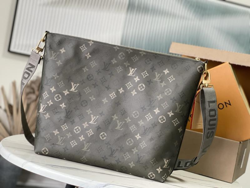 Louis Vuitton Vagabond Hobo Khaki M27181