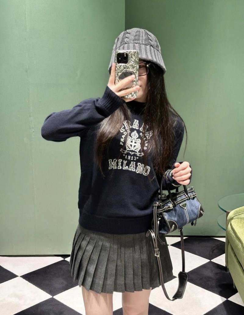 Prada Bonnie mini Denim handbag Black 1BA486