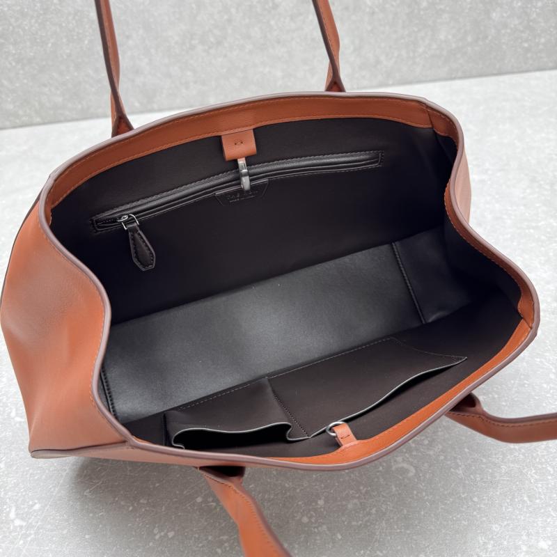 The Row Alger Leather Shoulder Bag Caramel T1842