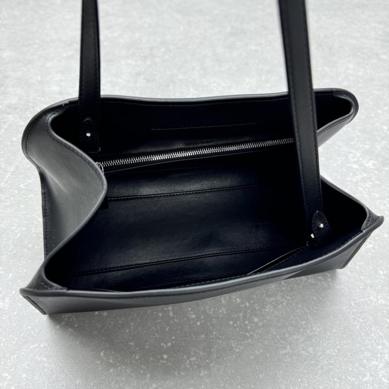 The Row Leather Peggy Clutch Black TR1879